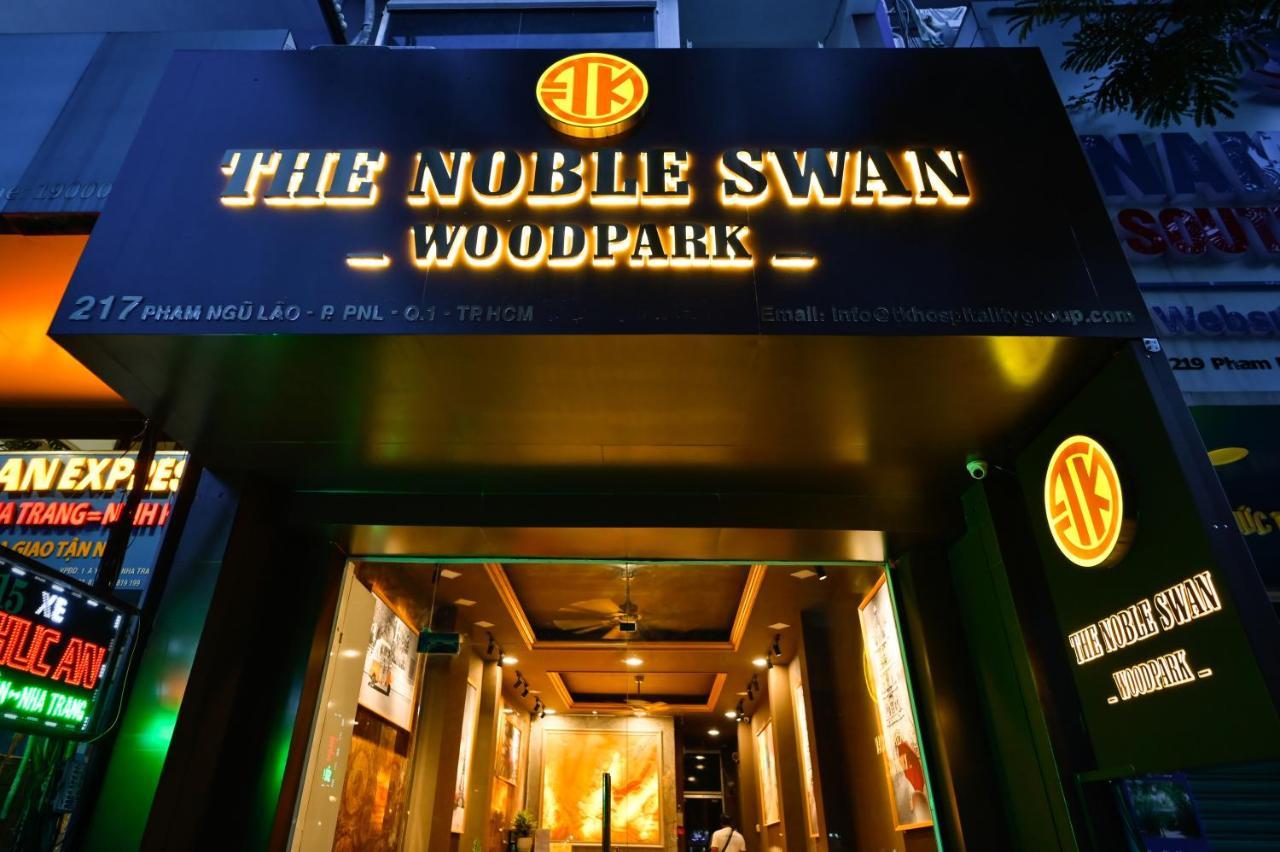 The Noble Swan Wood Park Hotel Хошимин Экстерьер фото