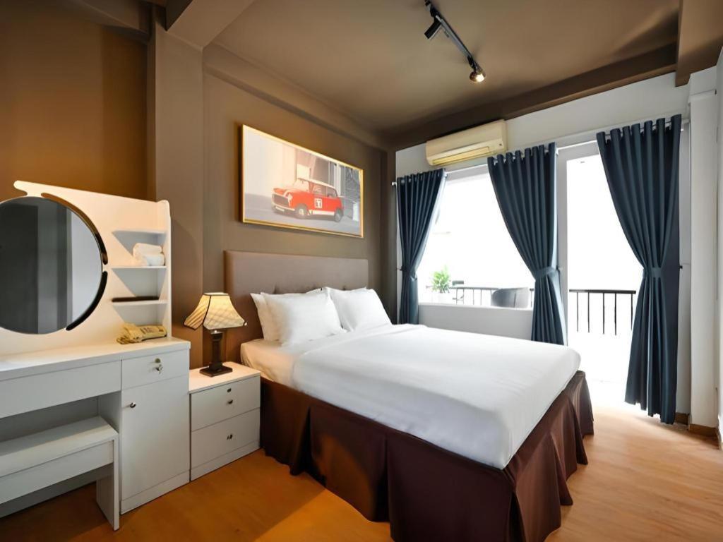 The Noble Swan Wood Park Hotel Хошимин Экстерьер фото